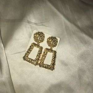 ZARA GOLD EARRINGS (sold out in stores)